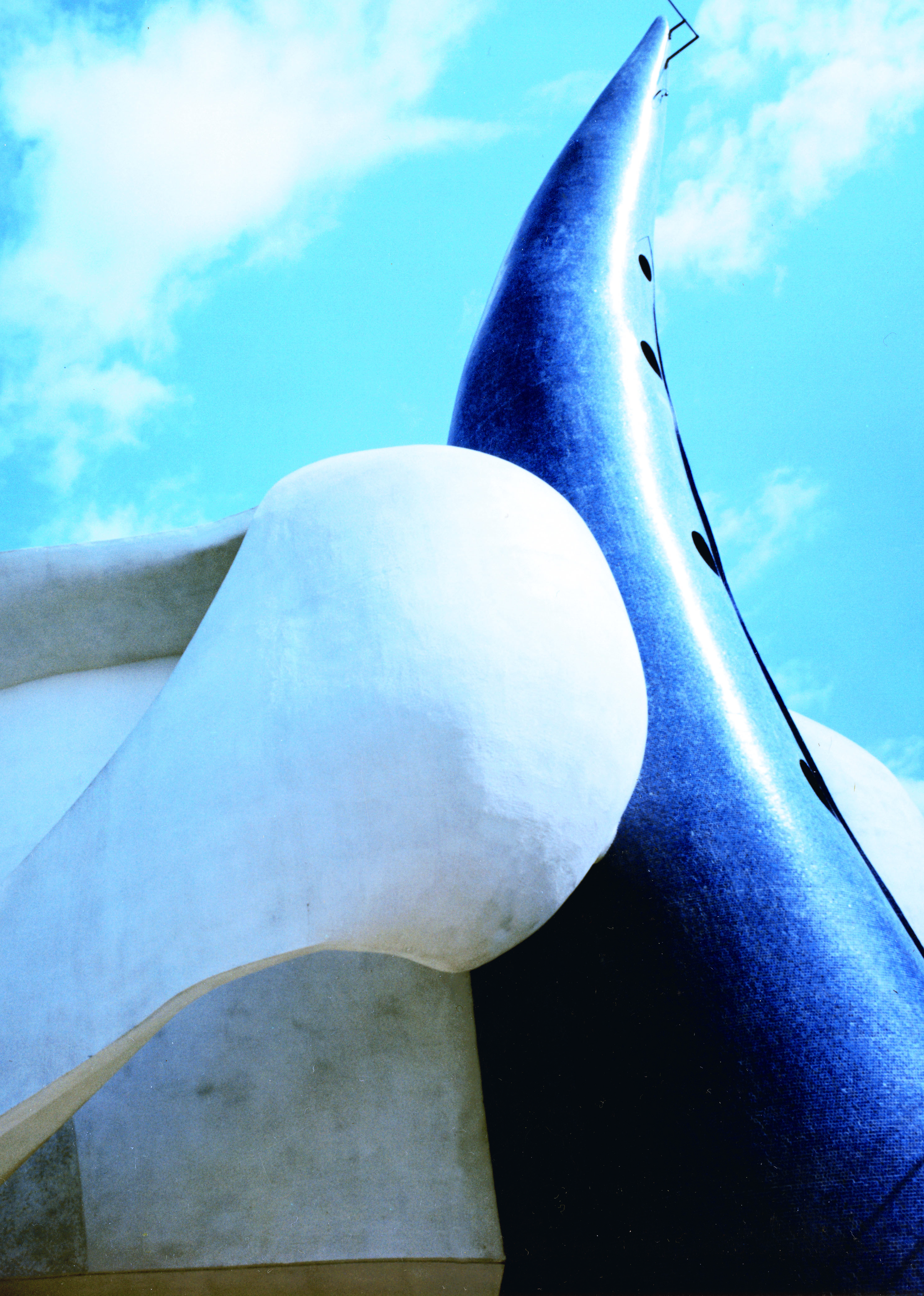 岡本太郎記念館 | The Taro Okamoto Memorial Museum