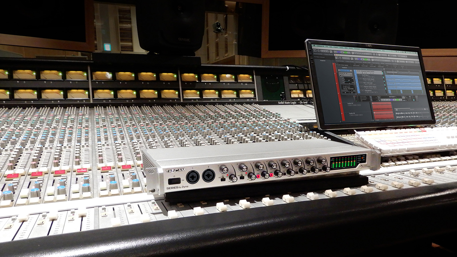 SERIES 8p Dyna | 8 チャンネルマイクプリアンプ / DAコンバーター