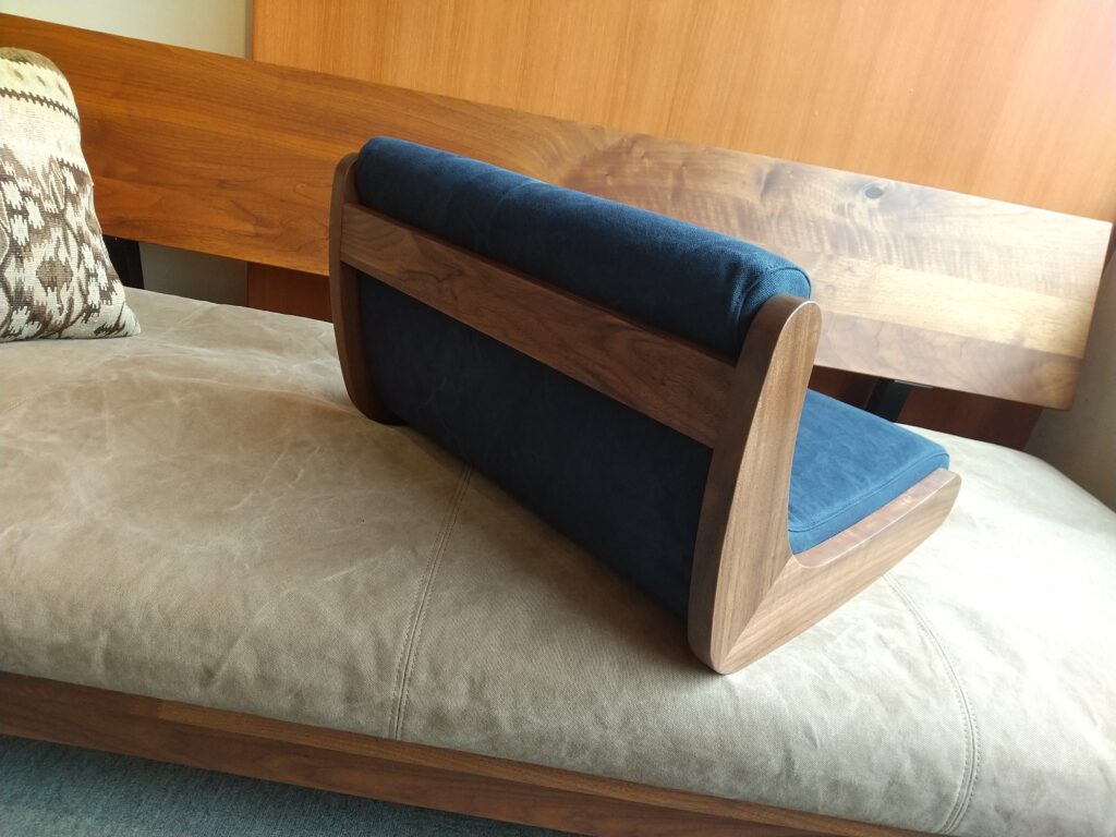 左京区へ広松木工さんのCOTTA チェア（コッタチェア）を納品しました