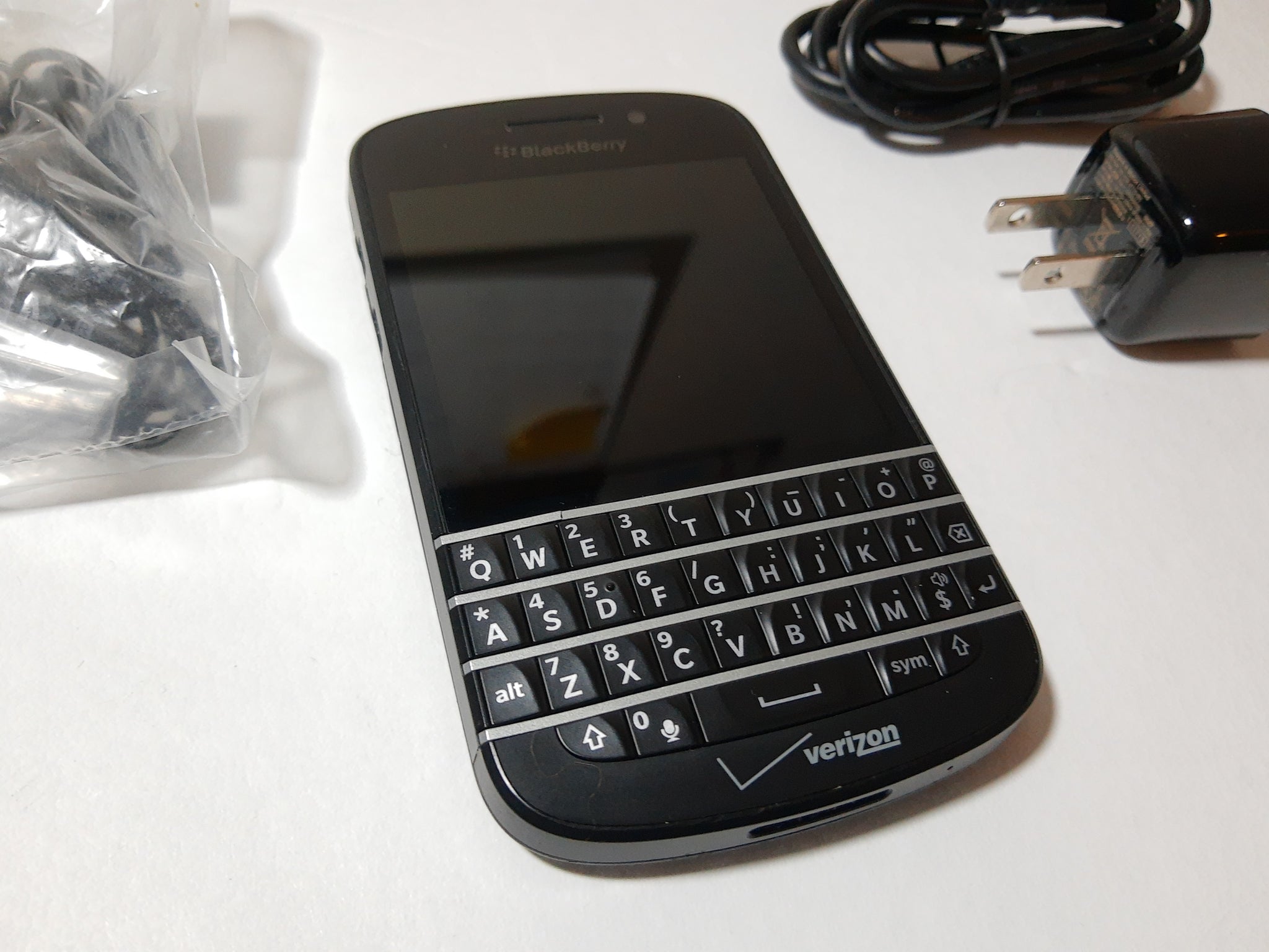 Blackberry Q10 Verizon Unlocked – Techdaddyaccs.com