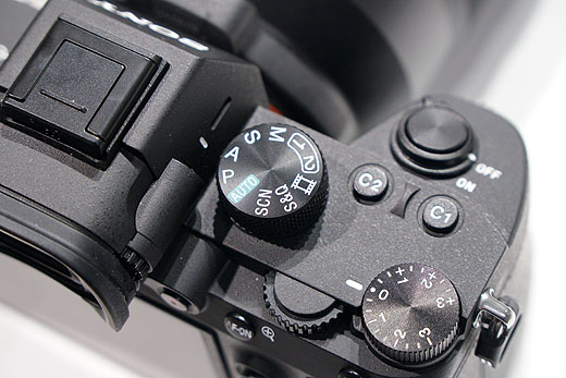 これで全てが分かる！ミラーレス一眼