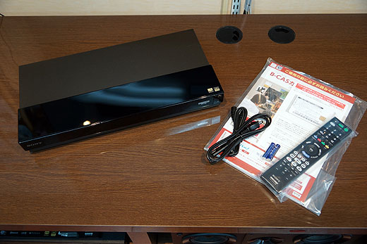 レビュー】爆速モデルに変身！新型BDレコーダー『BDZ-FT1000』開梱