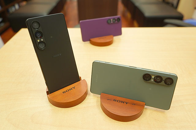 納期情報】Xperia 1VIIのミドルスペック・モスグリーンも入荷次第出荷