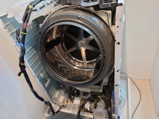 パナソニック、ドラム式洗濯機洗濯機(NA-VG720)、東京都八王子市で分解