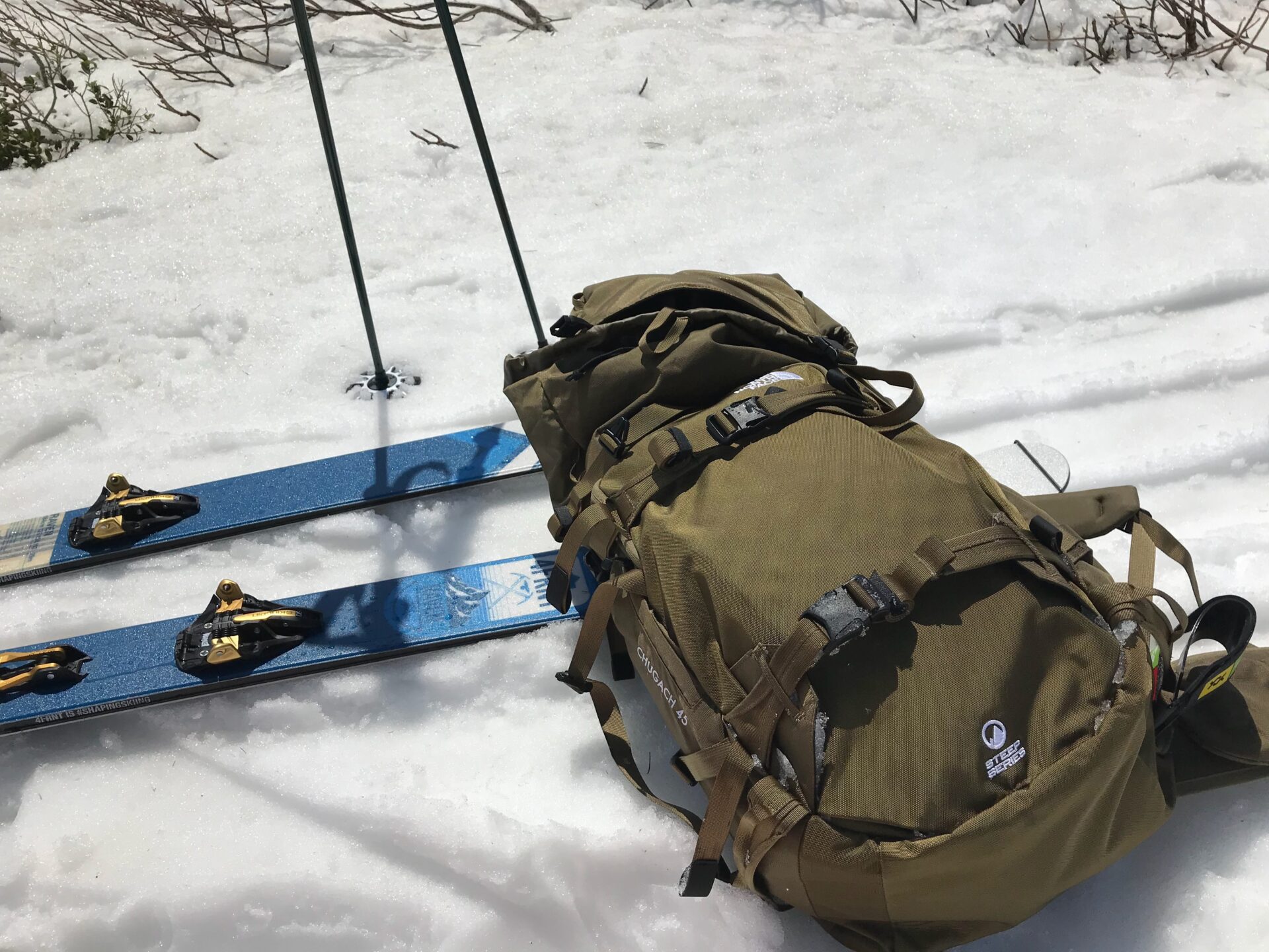 使用レビュー】The North Face Chugach 45 ノースフェイス チュガッチ