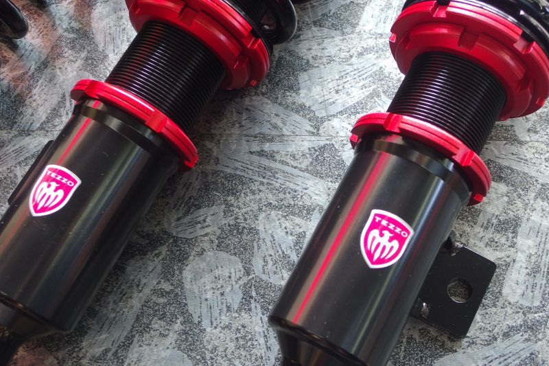 TEZZO全長調整式車高調キット for アルファロメオ ジュリア クアドリ