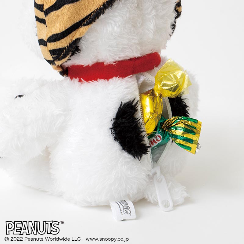 SNOOPY 2022 寅スヌーピーのぬいぐるみポーチBOOK│宝島社の通販 宝島