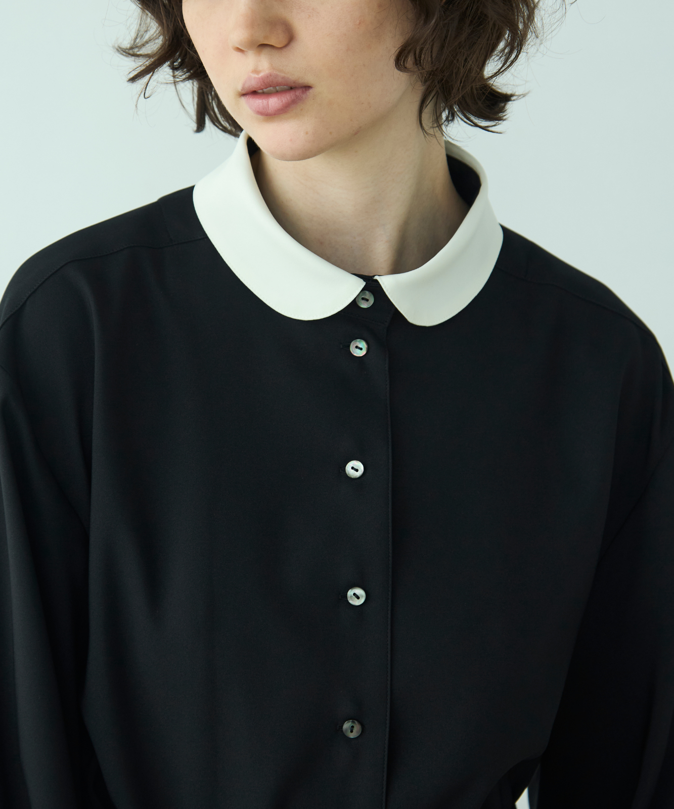 ≪通常販売≫round bicolor toro blouse（ラウンドバイカラートロ