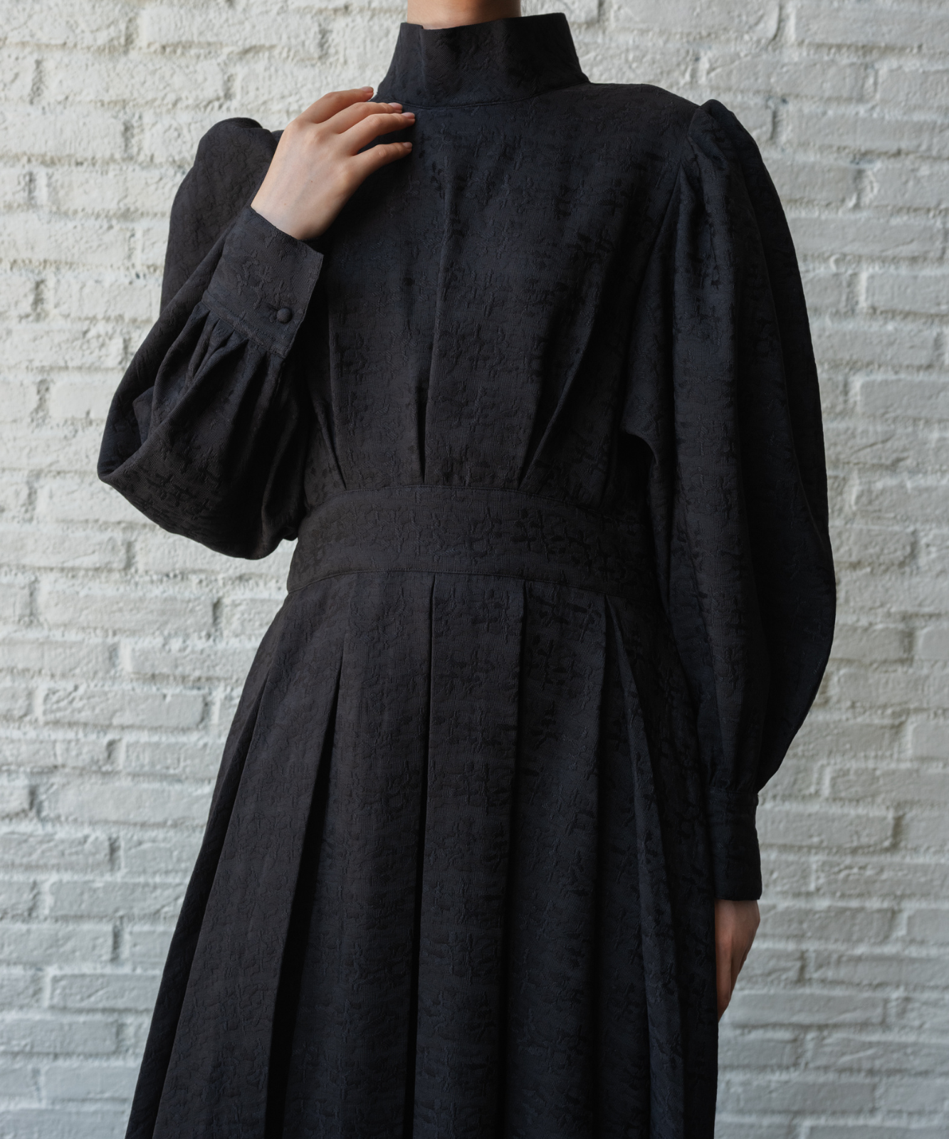 ≪通常販売≫【THE DRESS #50】high neck tuck jacquard onepiece