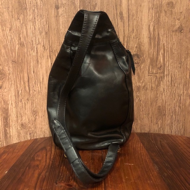 ラングリッツレザーズ レザーパデッドワンショルダーバッグ - ザ