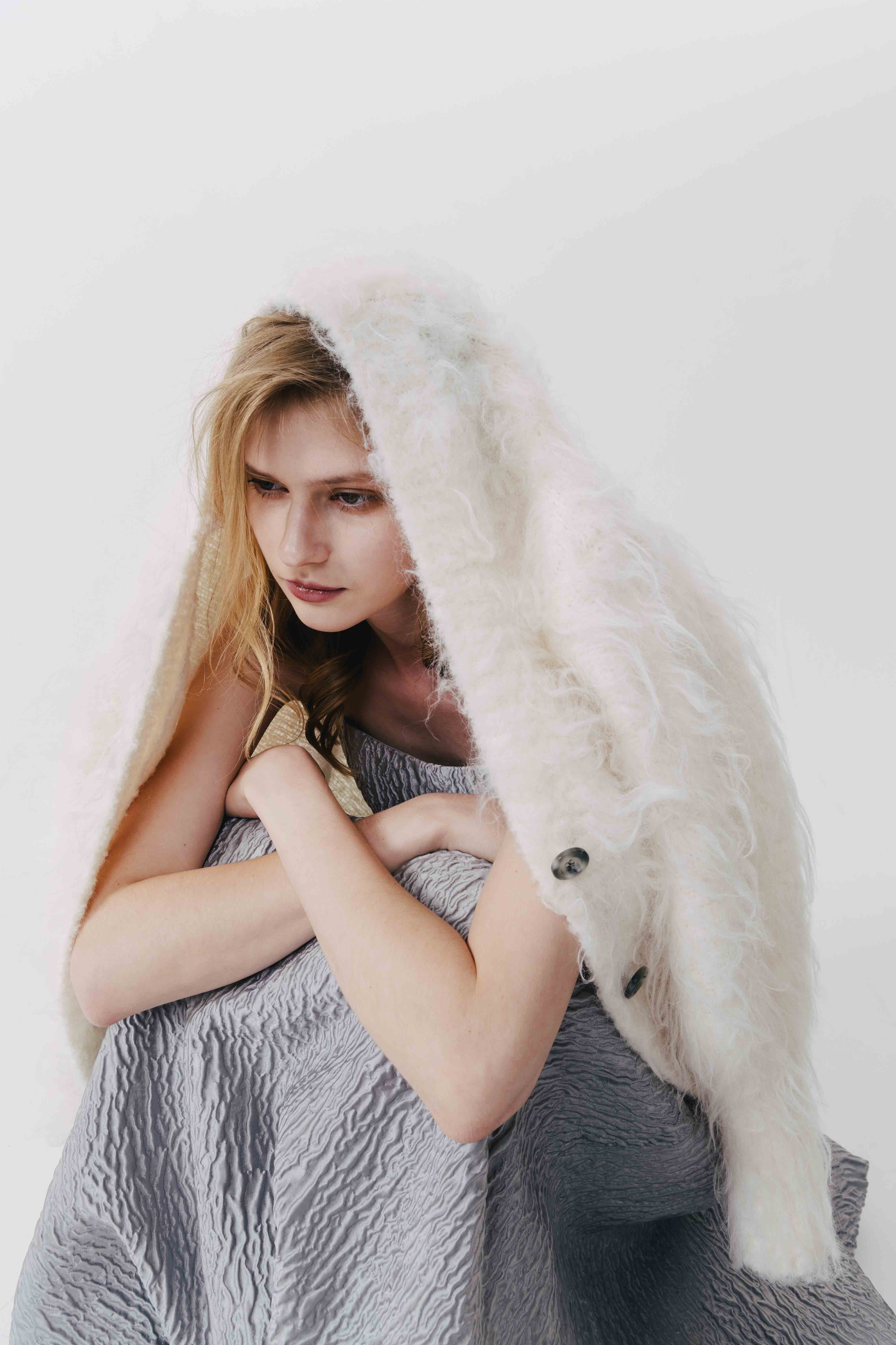 Pigalle Shaggy Cardigan – THE TOÉ