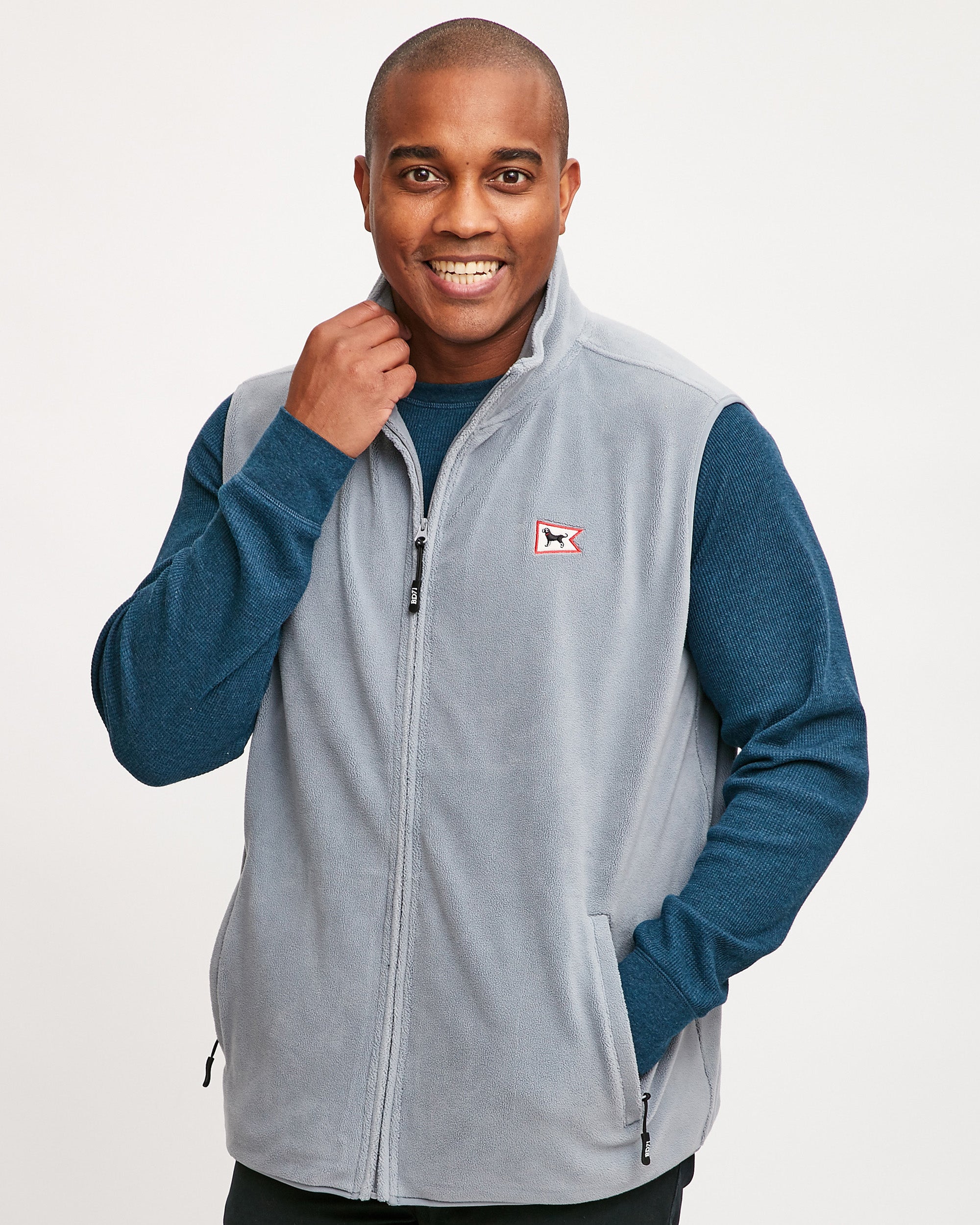 Mens Mills Pond Fleece Vest – The Black Dog