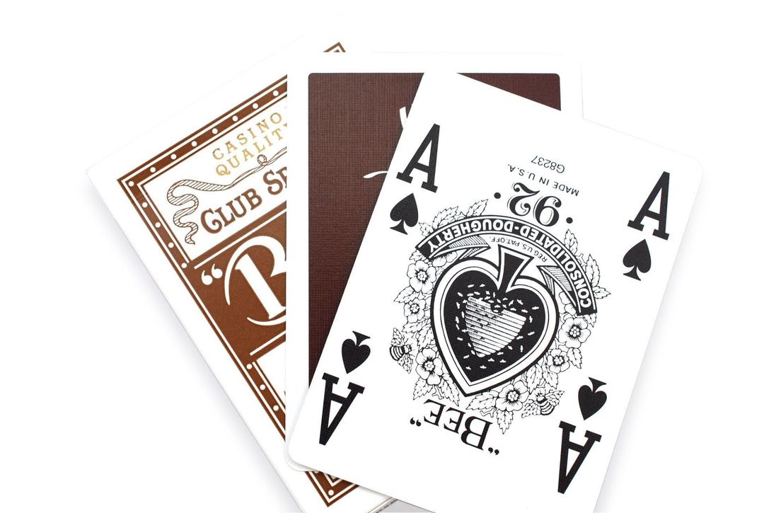 Brown Wynn Playing Cards – The Cardpenter