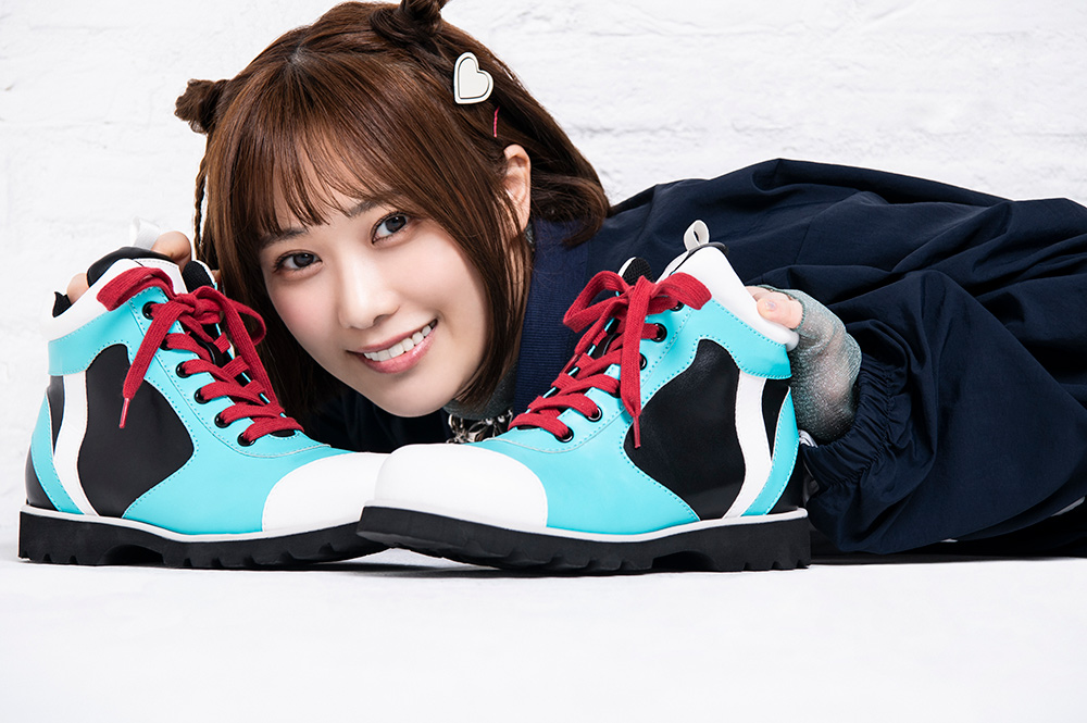 ブルーアーカイブ -Blue Archive-]カズサのスニーカー | 【THEキャラ