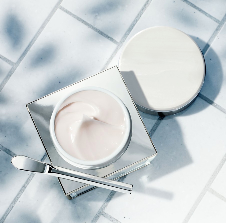 The Legendary Japanese Skin-Care Product, Albion EX-Vie Ginza