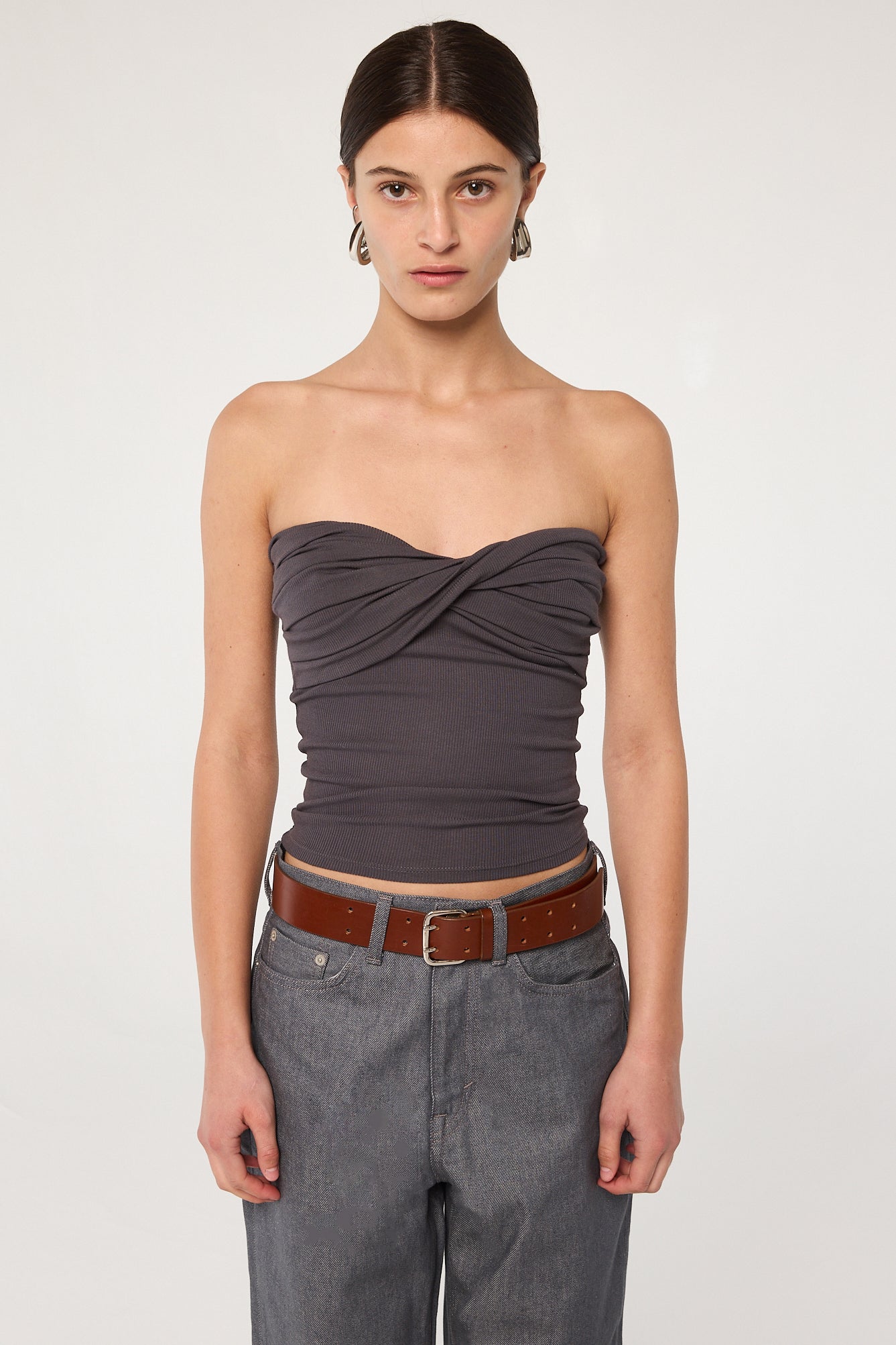 THELINEBYK_IZZY_DEEP_GREY_FRT_