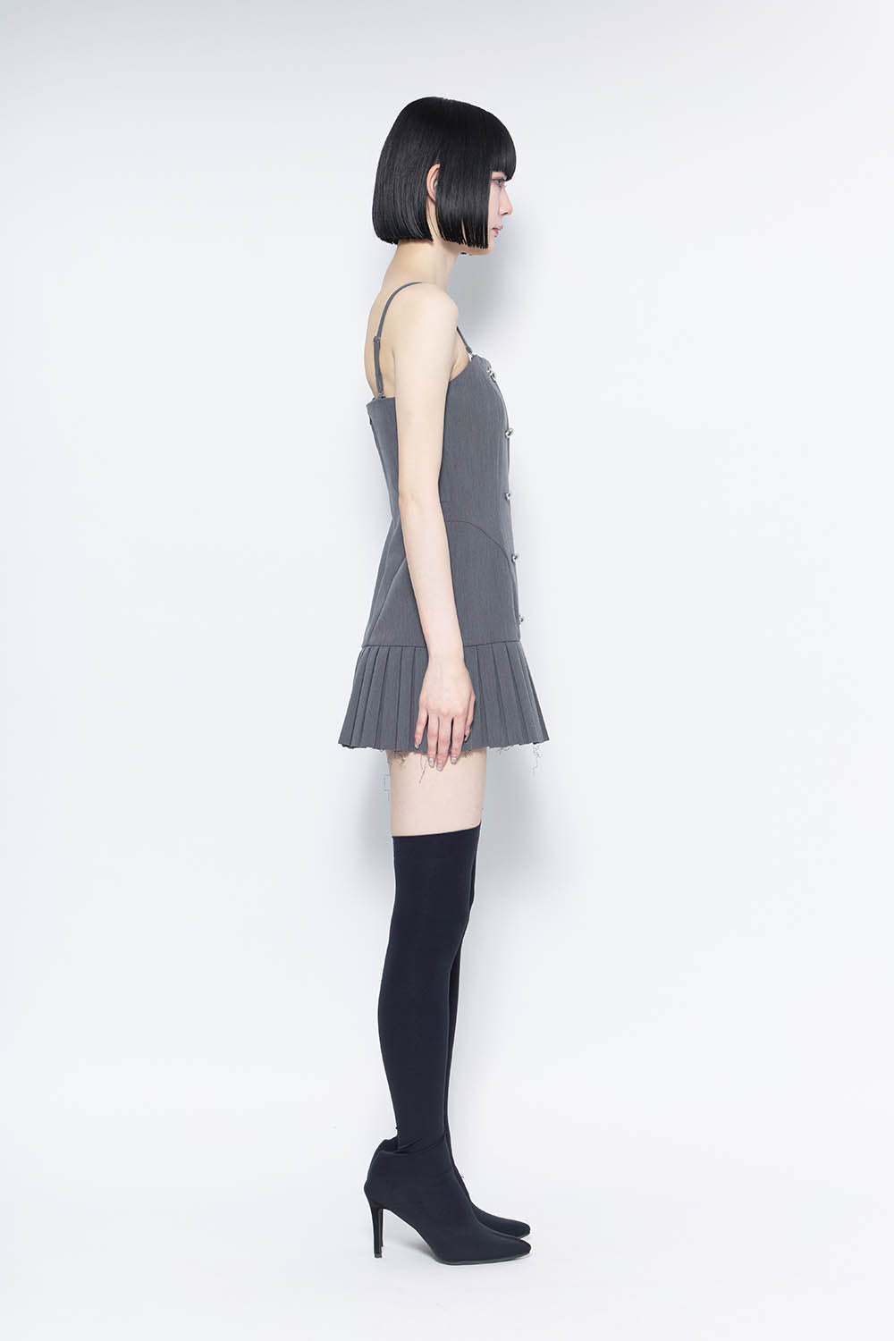 DRESS – THEREDTHREAD