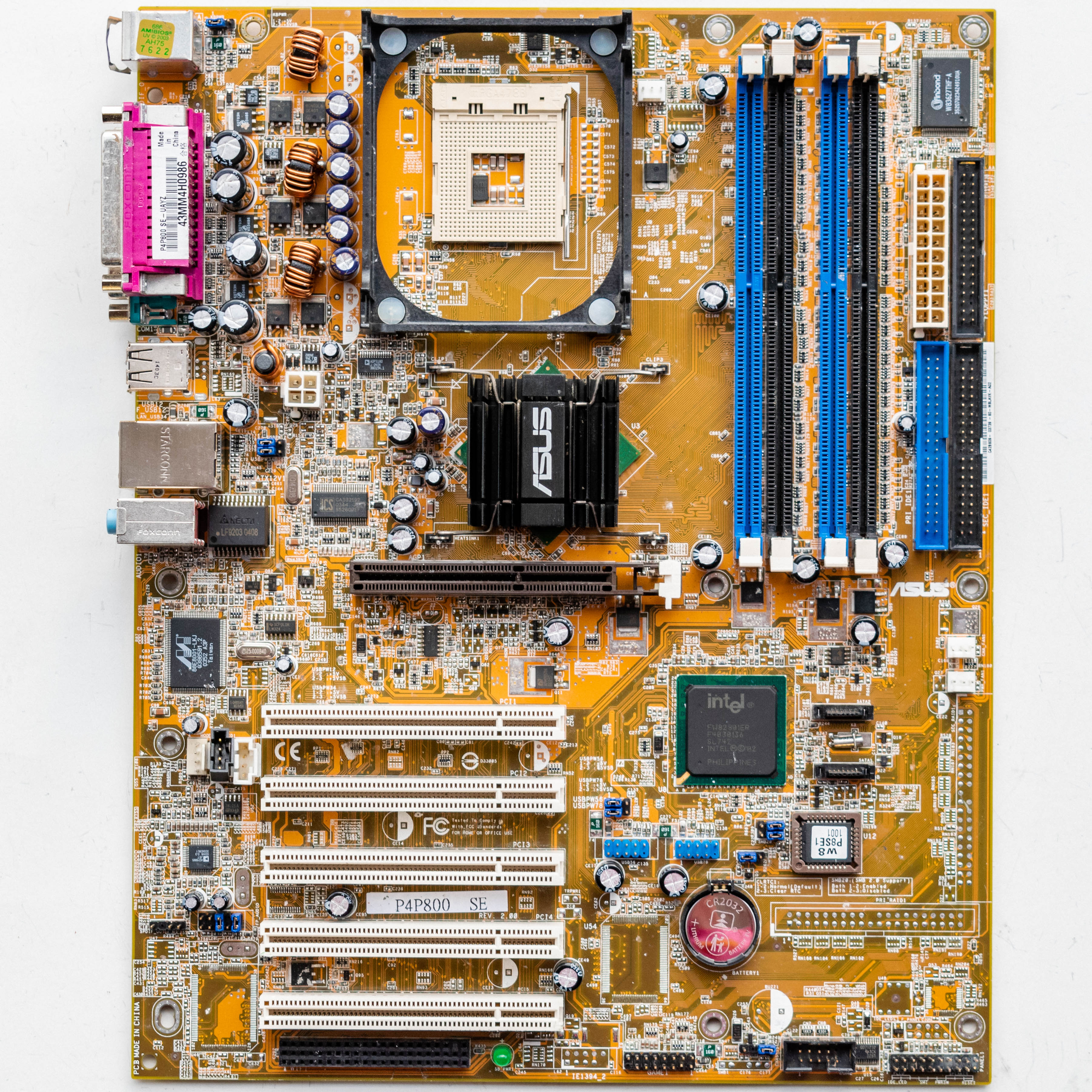 ASUS P4P800 SE (Rev 2.00) - The Retro Web