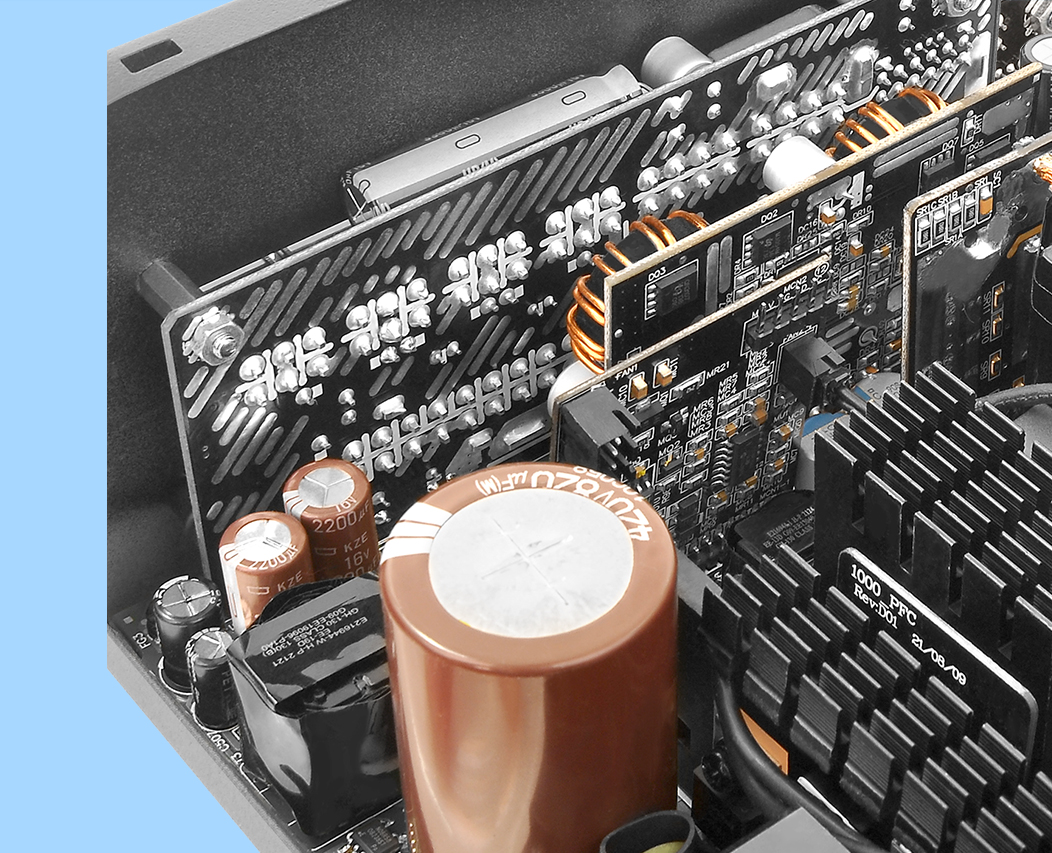 ThermaltakeThermaltake Toughpower GF3 1000W Gold - TT Premium