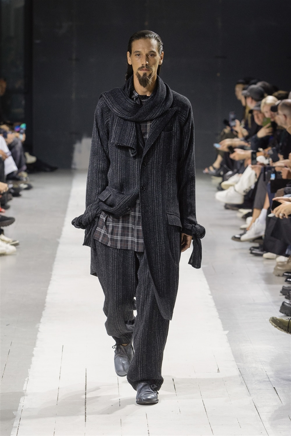 THE SHOP YOHJI YAMAMOTO