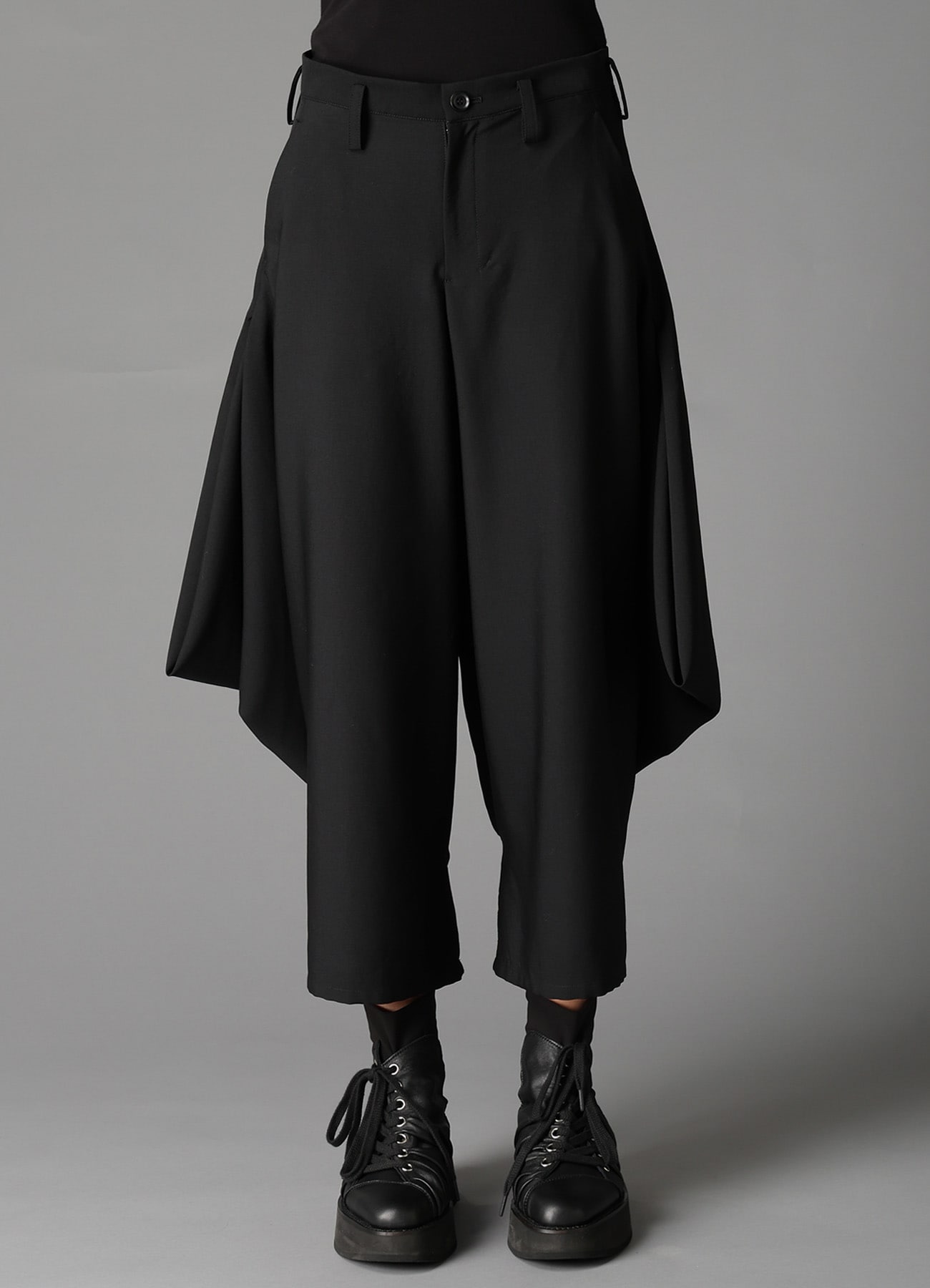 W/GABARDINE BIG TUCK PANTS B(S Black): LIMI feu｜THE SHOP YOHJI