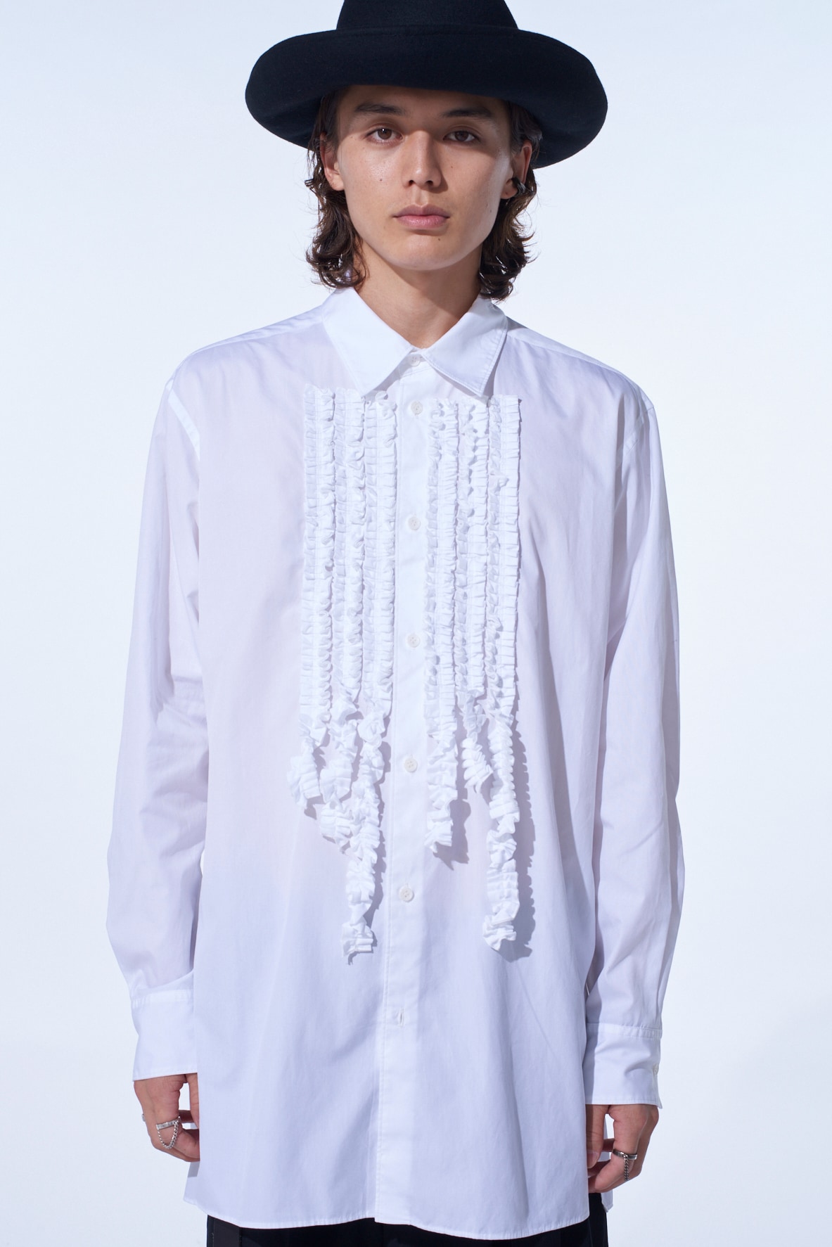 COTTON BROAD ASYMMETRICAL FRILL SHIRT(S White): S'YTE｜THE SHOP