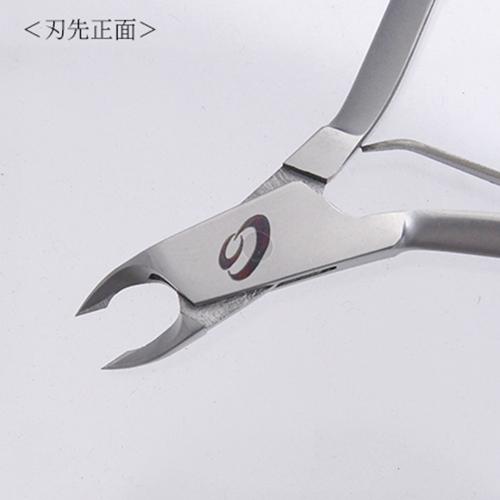 マツエク商材 | アイブロウ商材【THREE BEAUTYオンラインストア