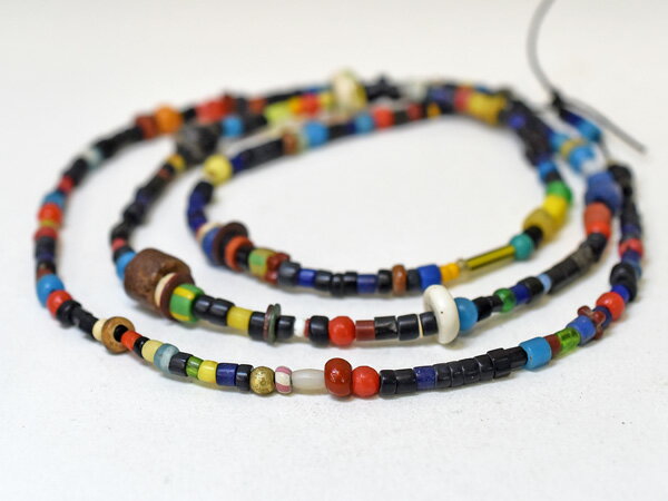 楽天市場】アフリカ アンティーク トンボ玉の通販