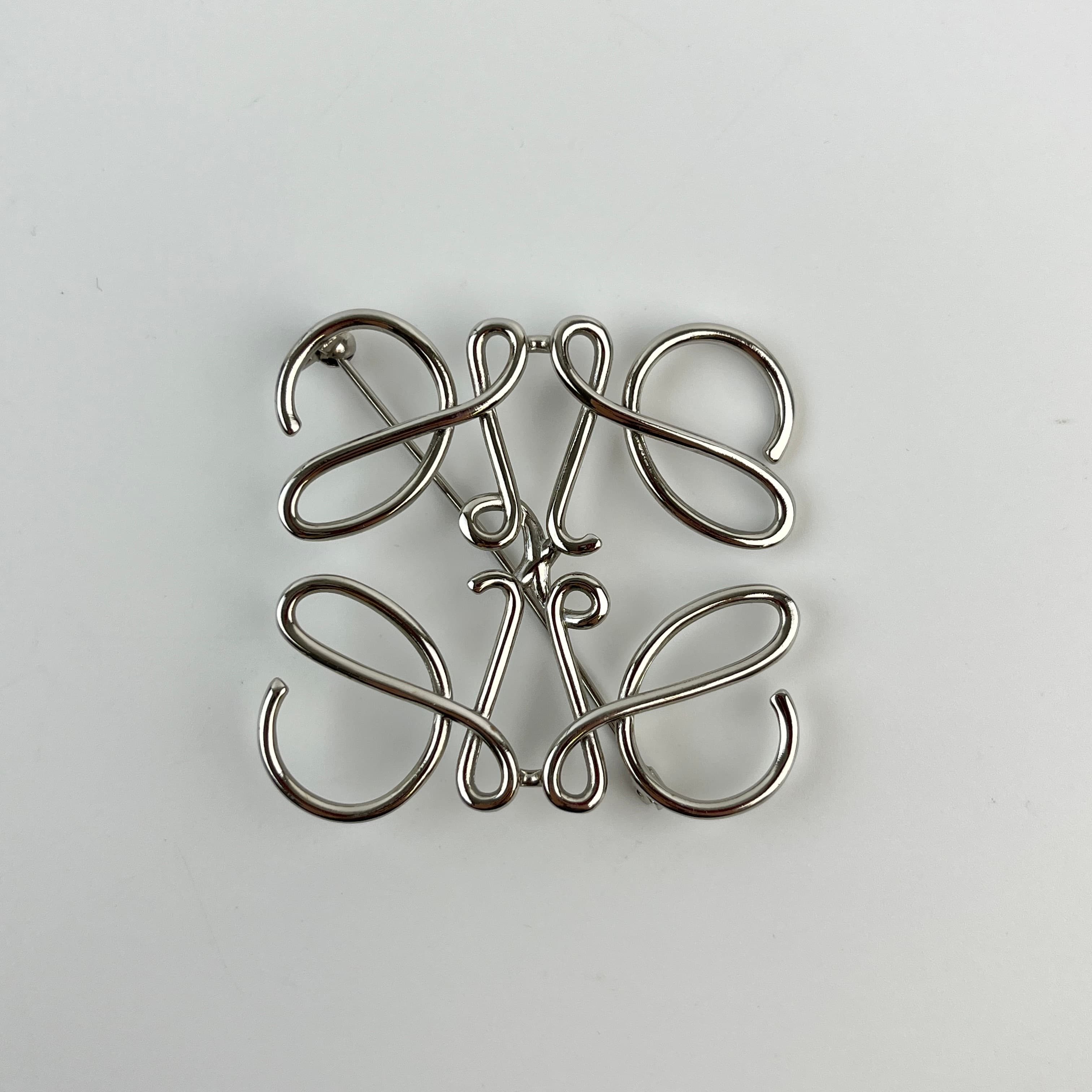 楽天市場】LOEWE ロエベ アナグラム ブローチ（ブローチ｜レディース