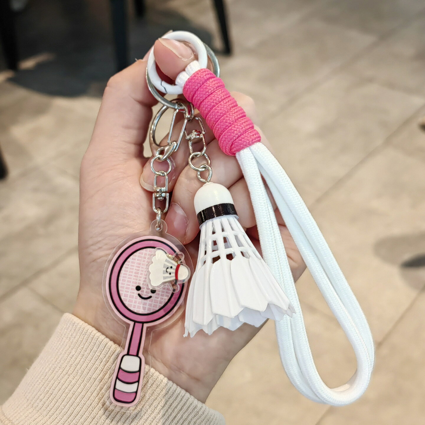 楽天市場】ハローキティキーホルダー（バドミントン｜スポーツ