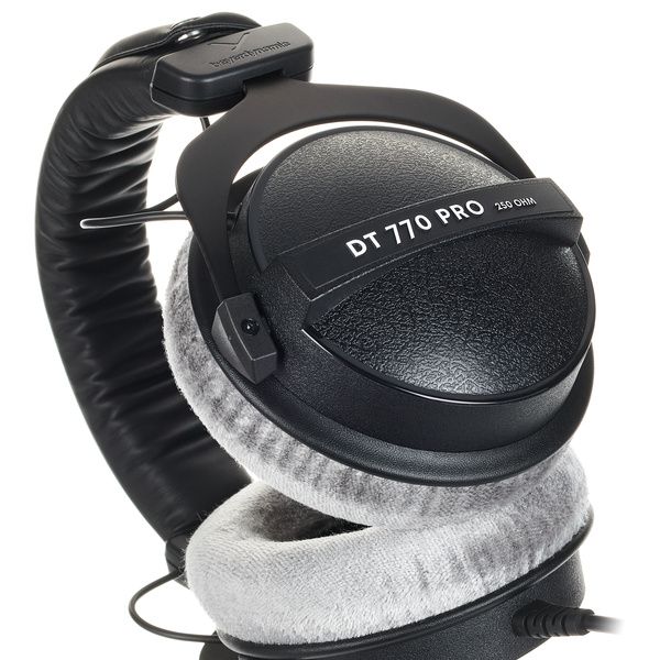 beyerdynamic DT-770 Pro 250 Ohm – United States