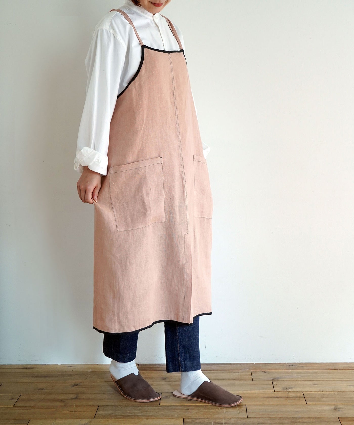 Sankara. リネンエプロン | 上質なリネンで快適なキッチンライフ