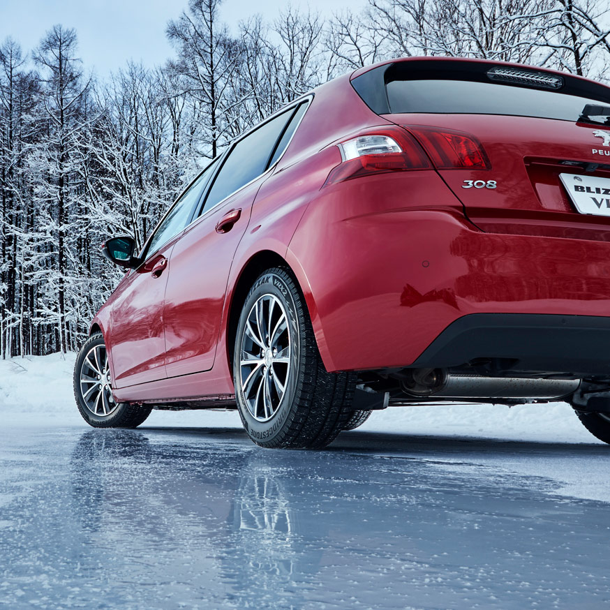 BLIZZAK VRX2 215/60R16 95Q｜ブリヂストン タイヤオンラインストア