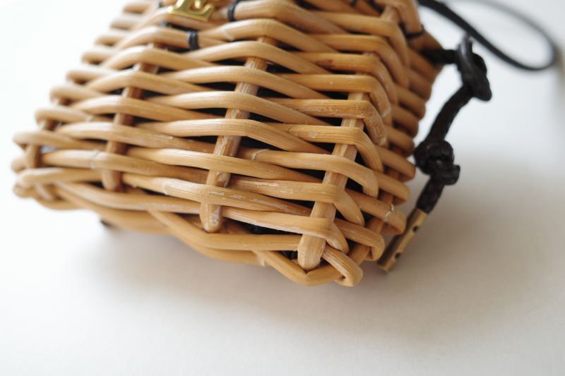 ebagos エバゴス ”E