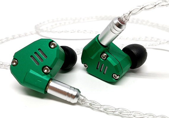 あの高級イヤホンに似ている。金属筐体のハイブリッドイヤホン「KZ ZS6