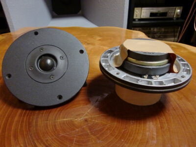 ONKYO スピーカー D-502A ダイカストフレームで手の込んだ豪華な