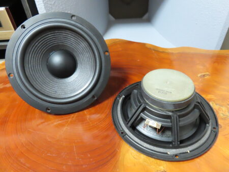 JBL A820vecchioの詳細スペックと内部ユニット エッジ張替え等の参考に