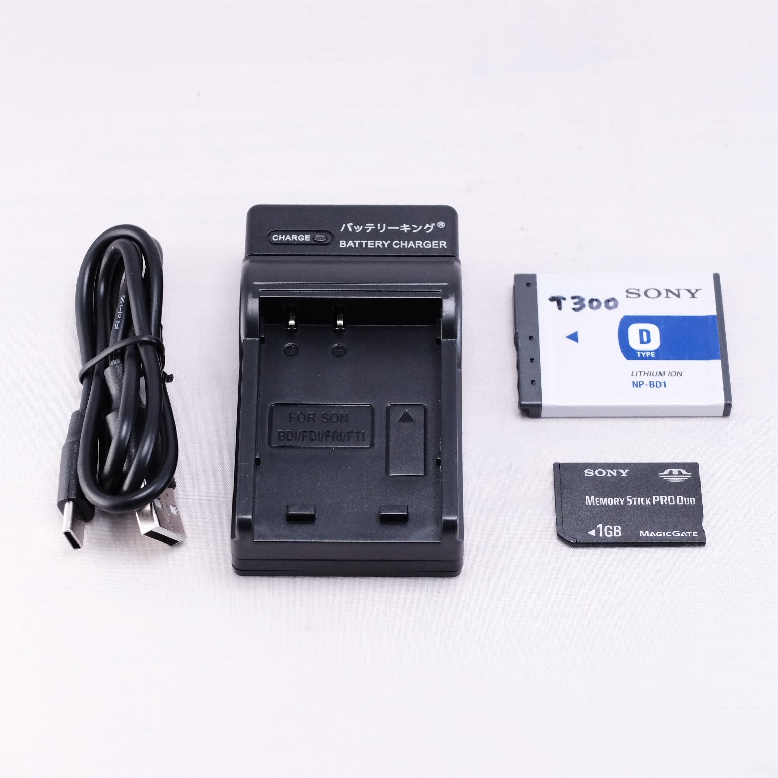 SONY Cyber-shot DSC-T300（メモリーカード&バッテリー/充電器付き