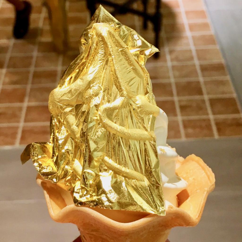 金箔ソフトクリームが東京初進出】ギンザシックスで期間限定販売してる