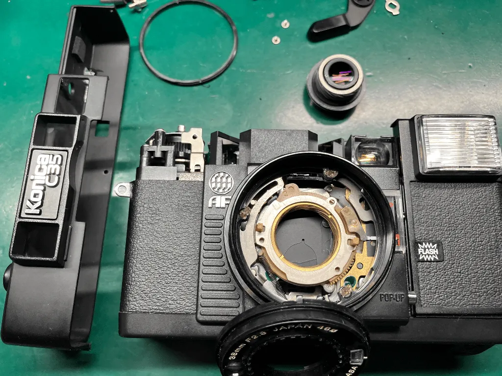 Konica C35 AF フィルムカメラ修理 | 東京カメラリペア