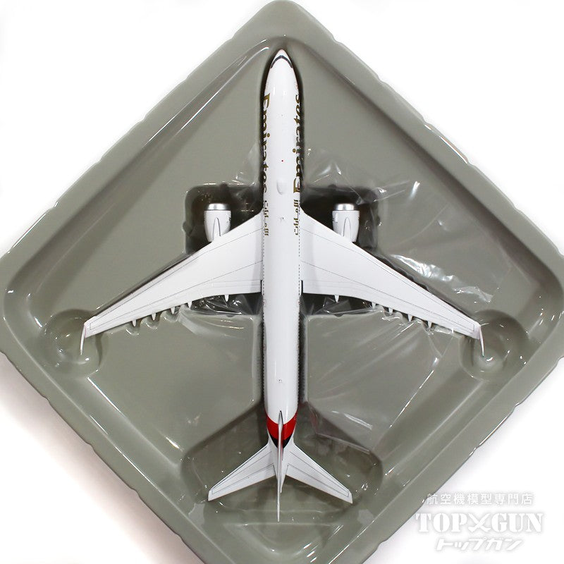 GeminiJets 777-9 Emirates Airlines (wing tips raised and fixed) A6