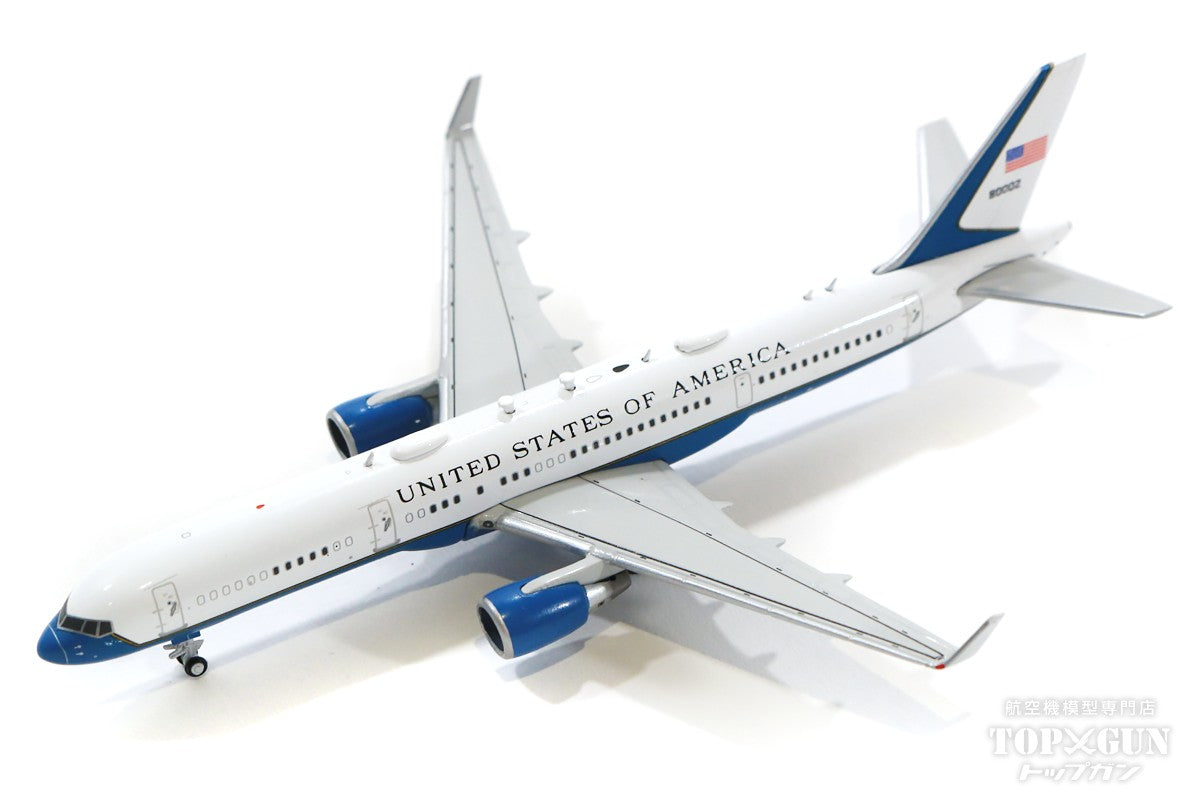 GeminiJets C-32A (757-200) アメリカ空軍 80002 1/400 [GJAFO1635]