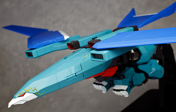 とろ＋ひまつぶし | 超合金魂 GX-94 ：ブラックウイング [レビュー]