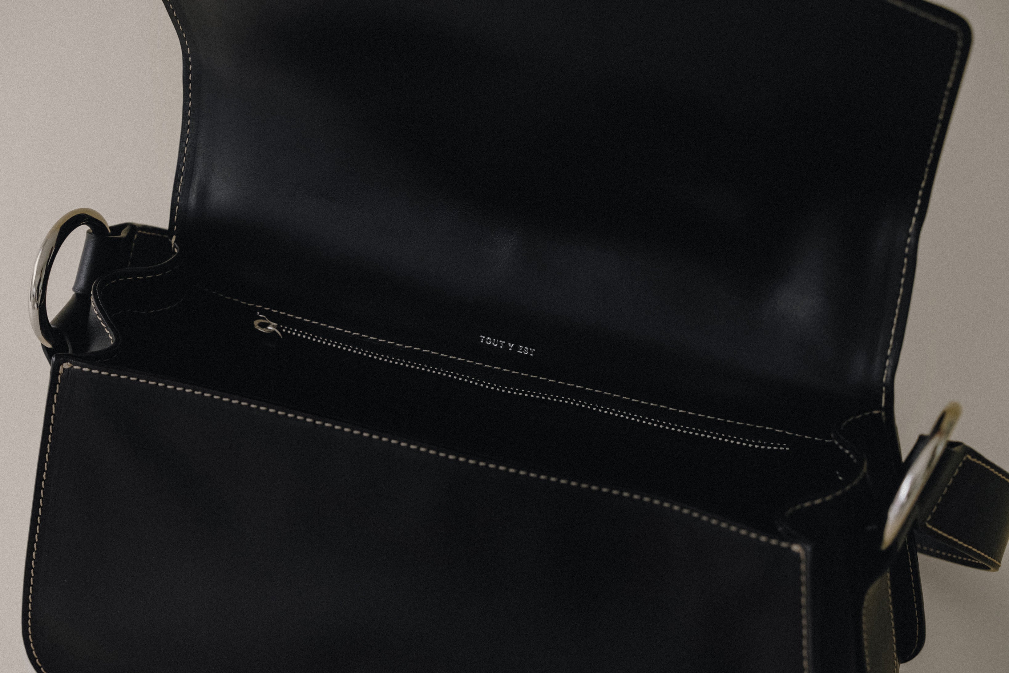 SAC POULIE BLACK – TOUT Y EST JP