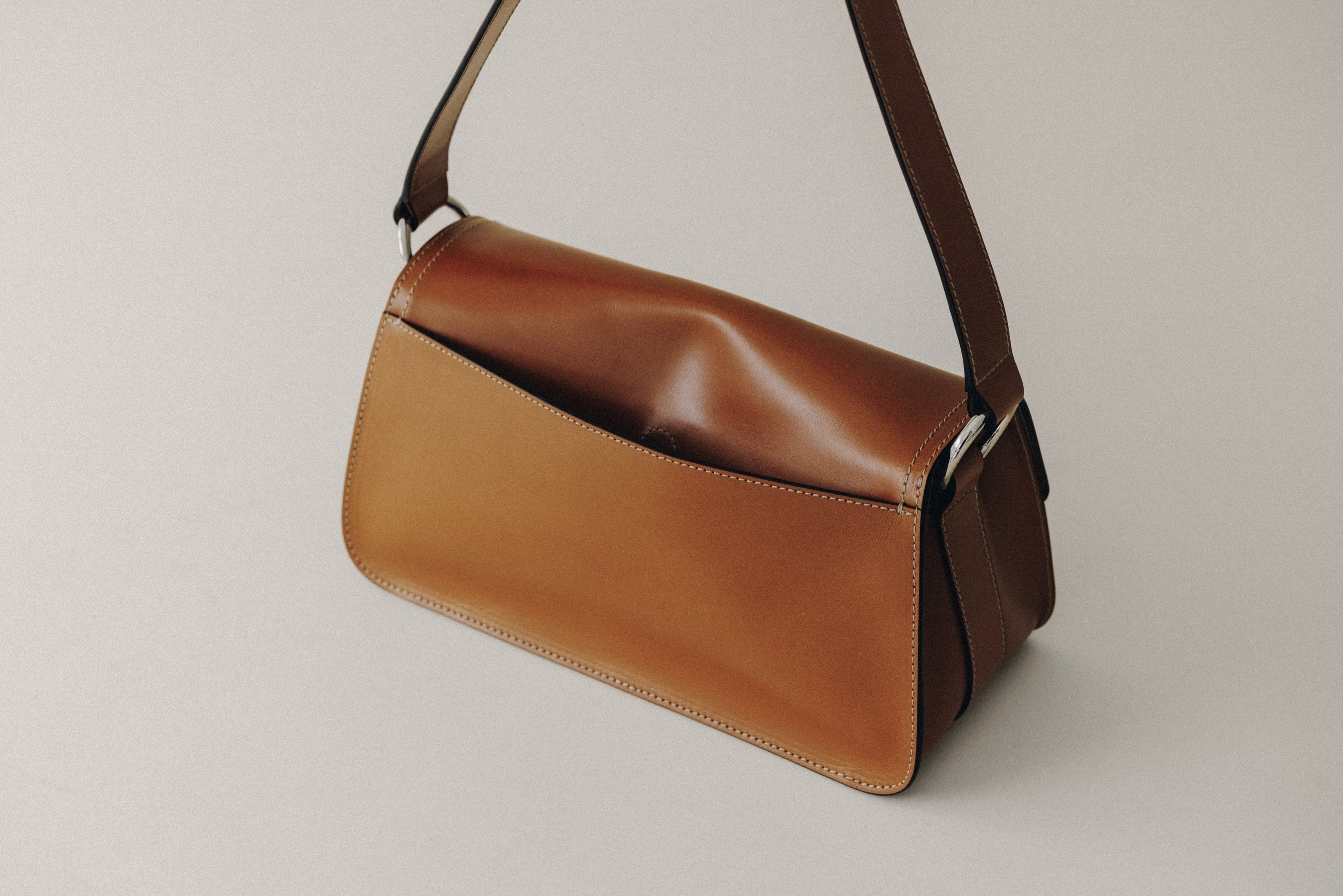 SAC POULIE TAN – TOUT Y EST JP