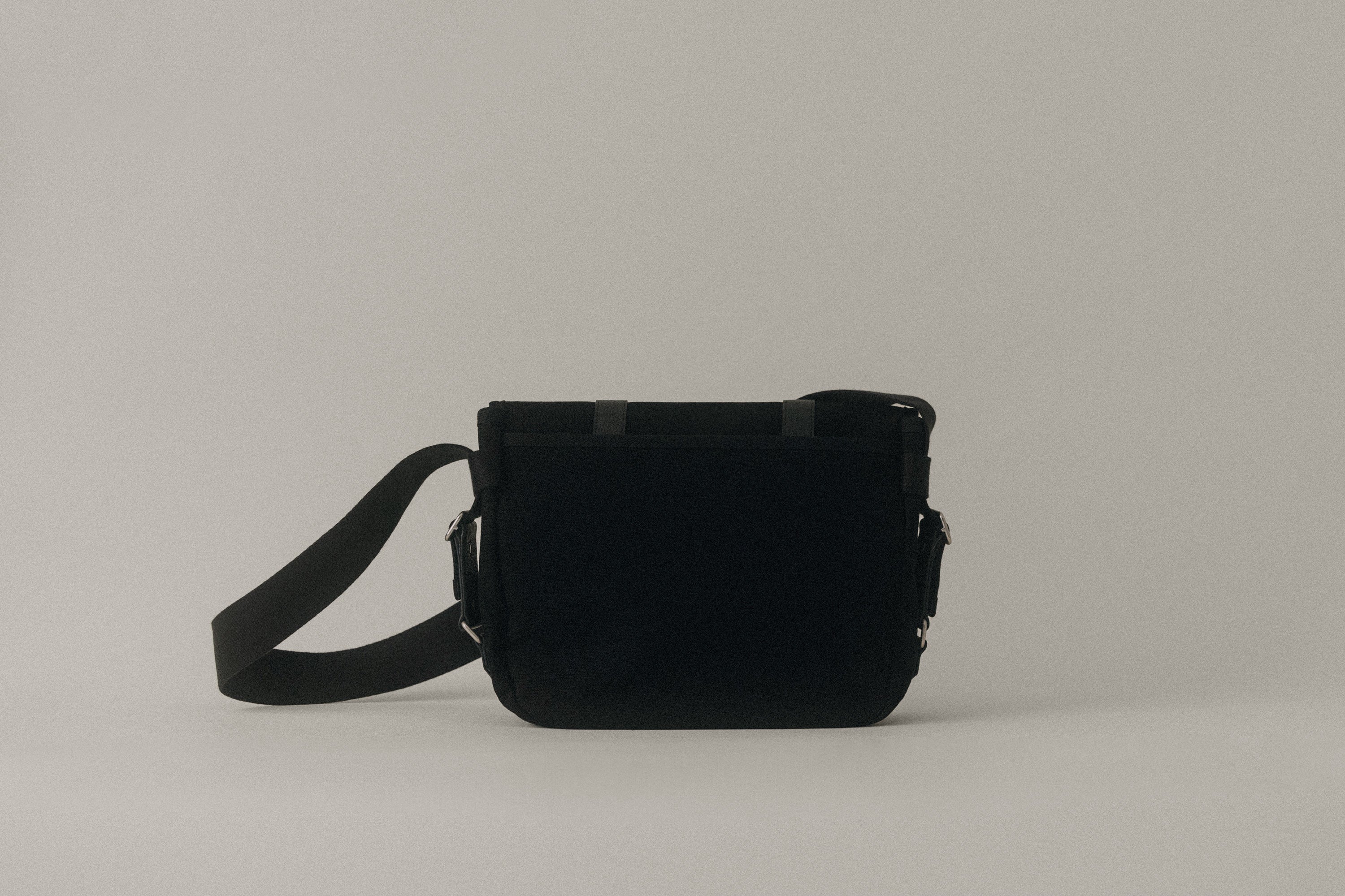 SAC BOUT SMALL BLACK – TOUT Y EST JP