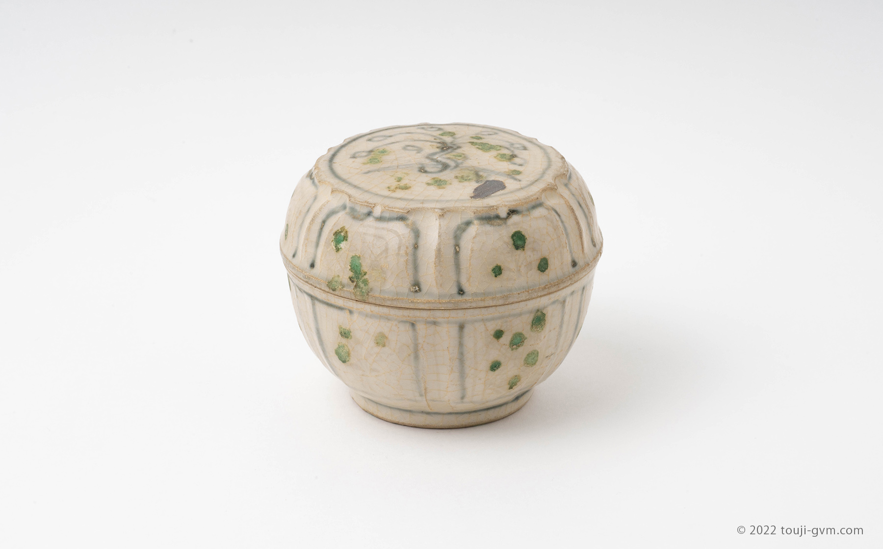 宋胡録盖盒 – Sangkalok Covered Box | 陶磁オンライン美術館ーTOUJI