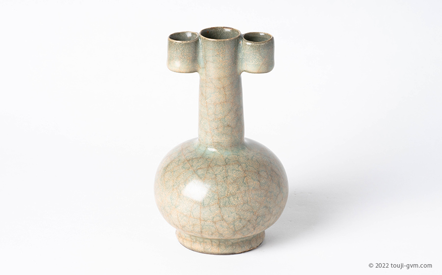 南宋官窯修内司 貫耳長頸瓶 – Two Cylinder ears | 陶磁オンライン