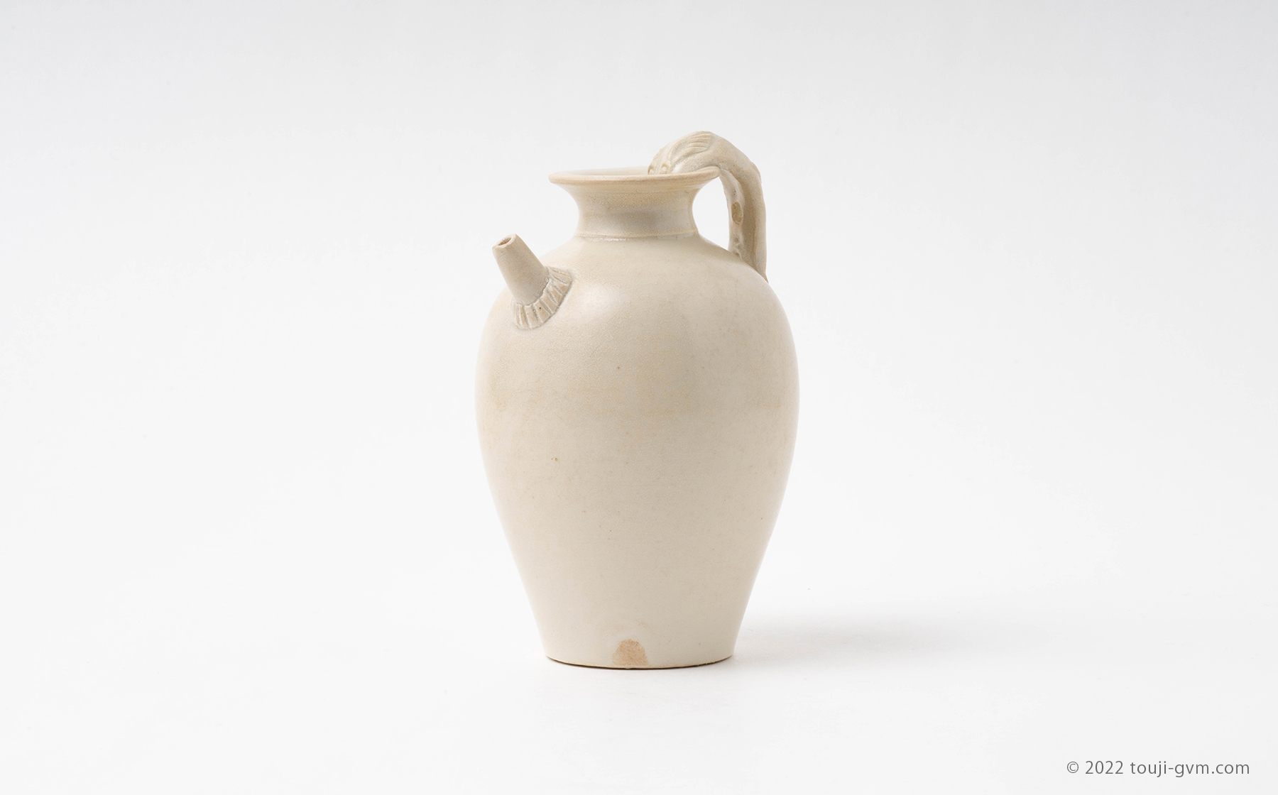 白磁（はくじ）とは｜景徳鎮や定窯の中国白磁、李朝白磁、日本の白磁の