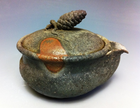 手のひらの中の小宇宙 宝瓶・香炉展]入江光人司 作 備前宝瓶 – THA